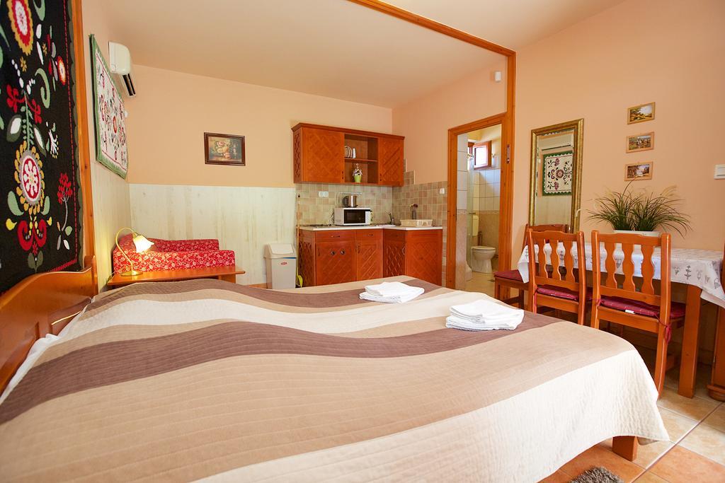 Royal Apartman Hajdúszoboszló Εξωτερικό φωτογραφία